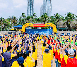 Team building bãi biển